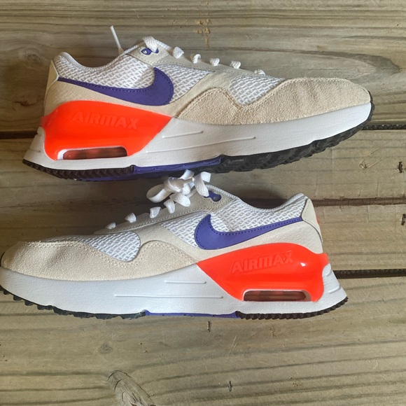 New Nike Air white purple shoe - Picture 8 of 10